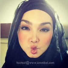 (bosen berita roket) Reaksi Siti Nurhaliza Bakal Punya Mantu Tya 'Preman Pensiun'