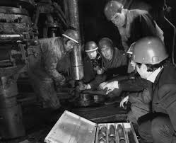 &#91;Info&#93; What's At The Bottom Of The Deepest Hole On Earth?