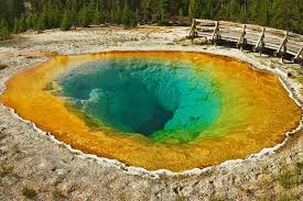 Kawah Meteor Tertua di Bumi