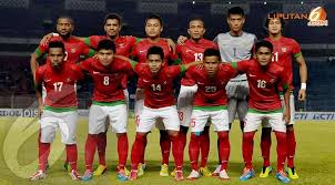 &#91;ASK&#93; Penampakan Timnas Indonesia dari masa ke masa , Agan paling suka yang mana?