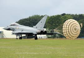 drag chute sukhoi ternyata made in tulungagung indonesia 