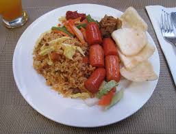 Agan Lebih Pilih Nasi Goreng Apa Sate ?? 