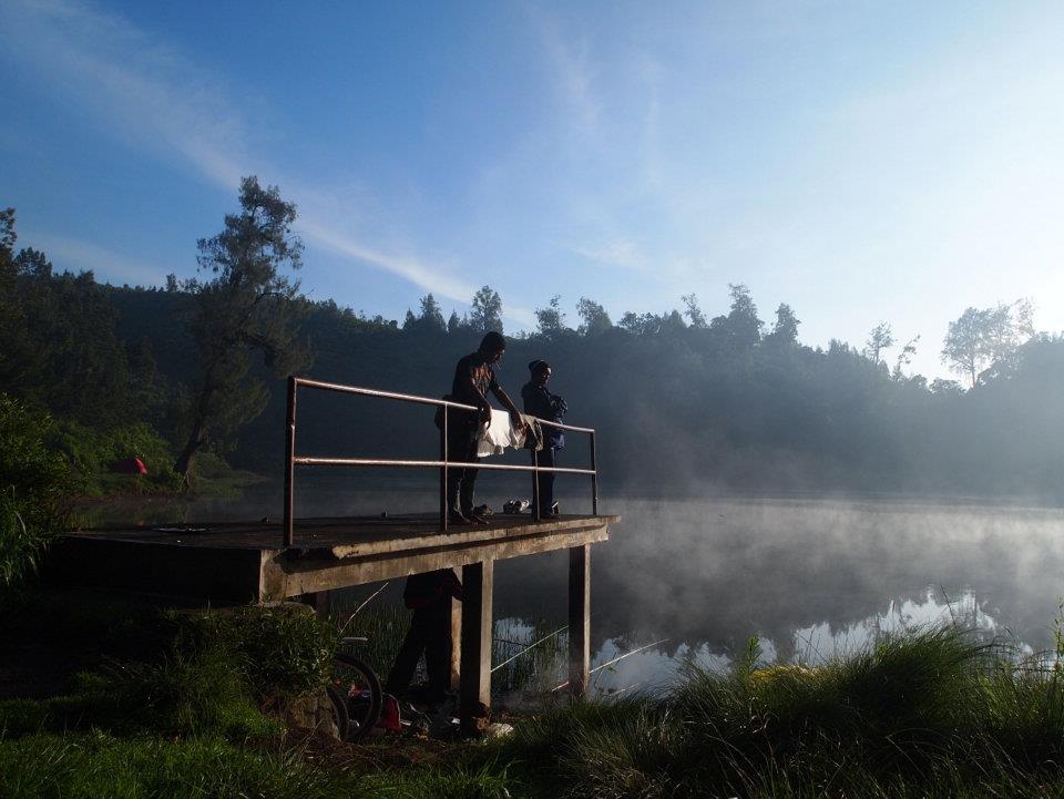 Pesona Indonesia ( Wisata Kawasan Taman Nasional Bromo Tengger Semeru)
