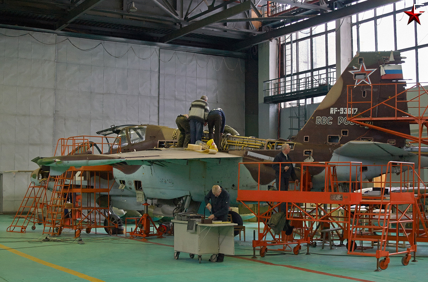 Bengkel Perawatan &amp; Perbaikan Pesawat di Kubinka Rossiya.