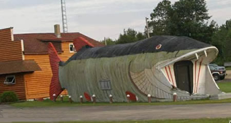 Desain Rumah Aneh