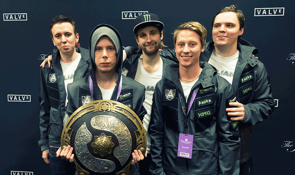 Apa Itu The International?