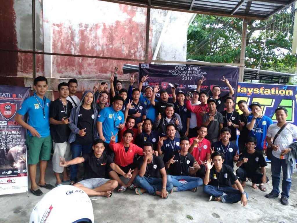 Merajut Kekerabatan Bersama PES Balikpapan Community