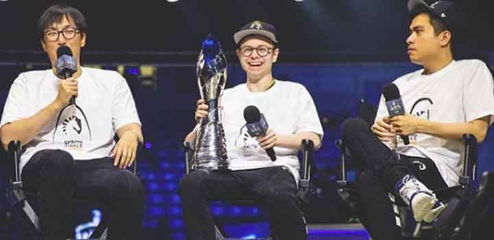 Industri Pakaian dan Esports: Dua Sisi yang Tak Terpisahkan