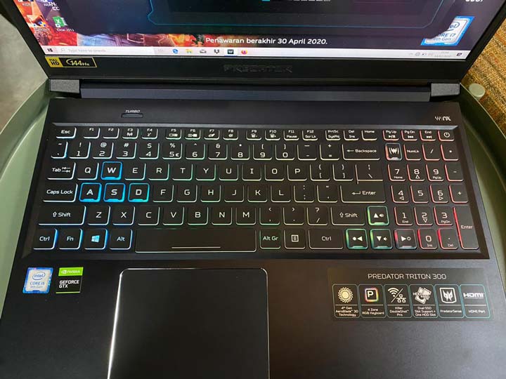 Predator Triton 300 : Laptop Gaming Masterpiece Dengan Layar 144Hz