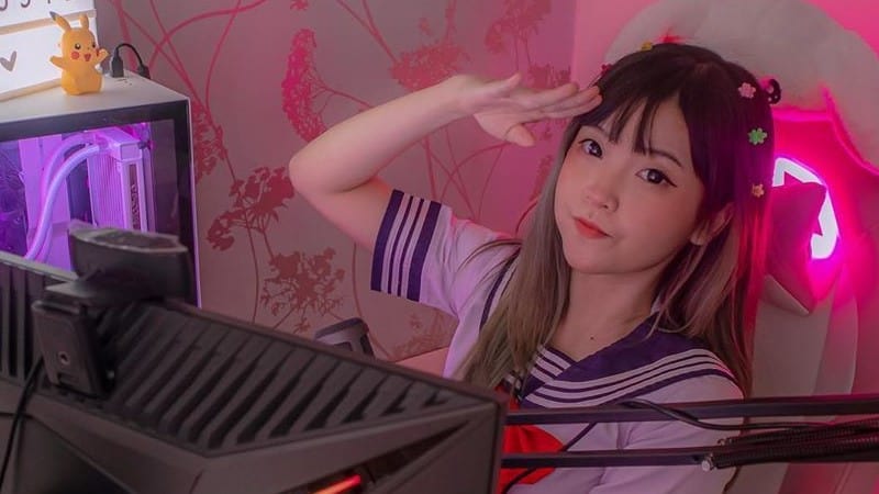 Clausiee, Selebgram Esports Cantik yang Multitalenta