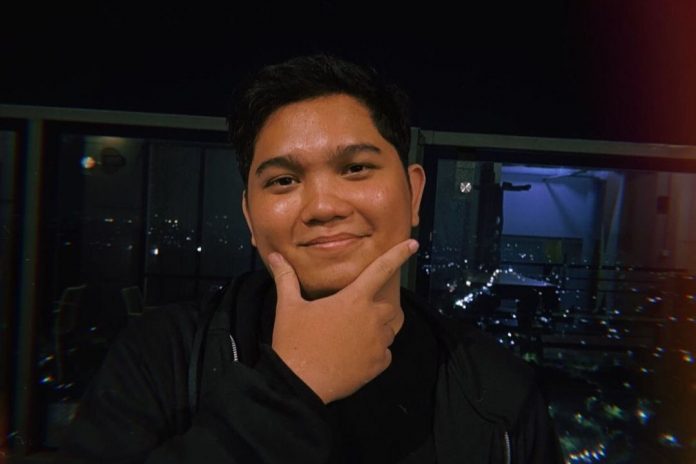 EVOS Clover, Anak Warnet Jadi Pro Player
