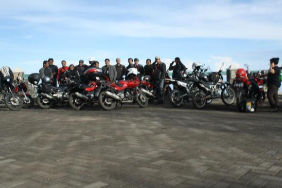 Keliling Jawa & Eksplorasi Bromo dari Roda Dua