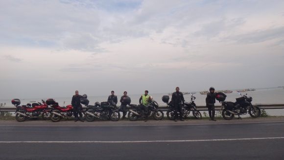 Keliling Jawa & Eksplorasi Bromo dari Roda Dua