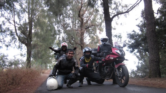 Keliling Jawa & Eksplorasi Bromo dari Roda Dua