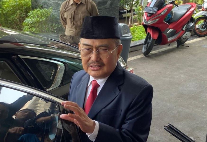 Menyoal Polemik Ijazah Jokowi, Prof Jimly: Lama-lama Roy Suryo Masuk Akal Juga