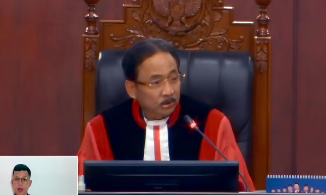 Lagi, MK Tolak Syarat Capres Minimal S1, Netizen: Rakyat Cari Nafkah Minimal S1