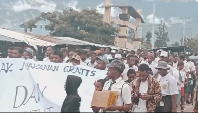 maudy-asmara-unggah-foto-penemuan-peluru-di-lokasi-aksi-tolak-mbg-di-papua