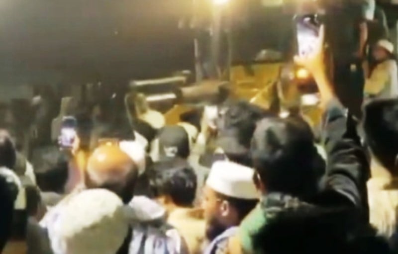 Rumahnya Dibakar Massa, Sheikh Hasina Tokoh Terkorup OCCRP, Warganet Singgung Jokowi
