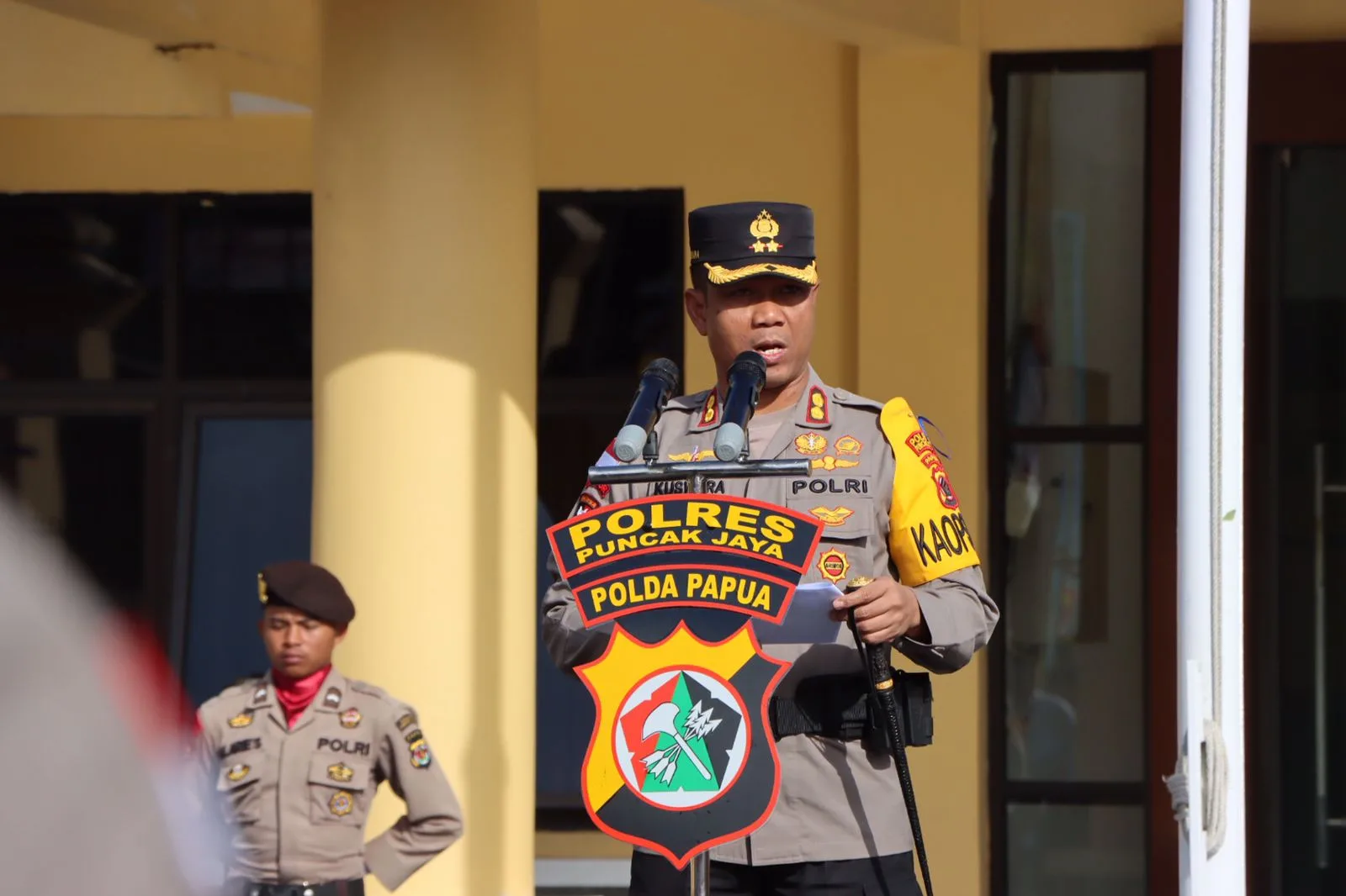 bawa-pistol-plastik-orang-dengan-gangguan-jiwa-ditembak-mati-polisi