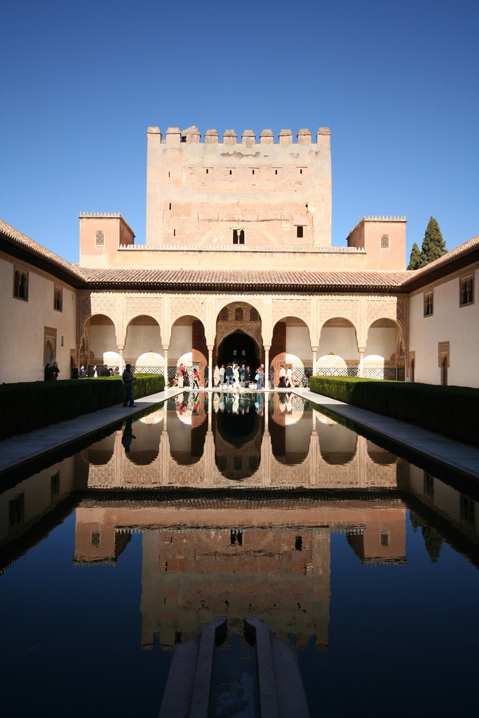 Alhambra Bukti Kemuliaan Islam di Negeri Aldalusia