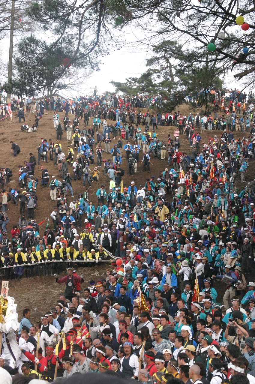 Onbashira Matsuri 