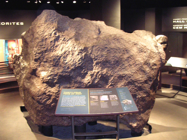 Lima Lokasi Wisata Meteorit di Dunia