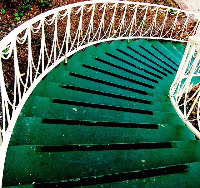 24 Foto Tangga Yang Mengagumkan