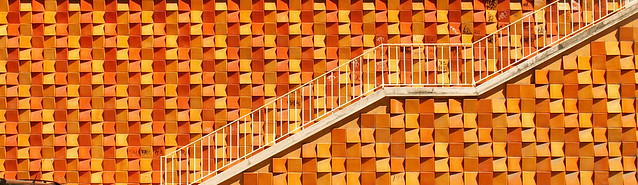 24 Foto Tangga Yang Mengagumkan