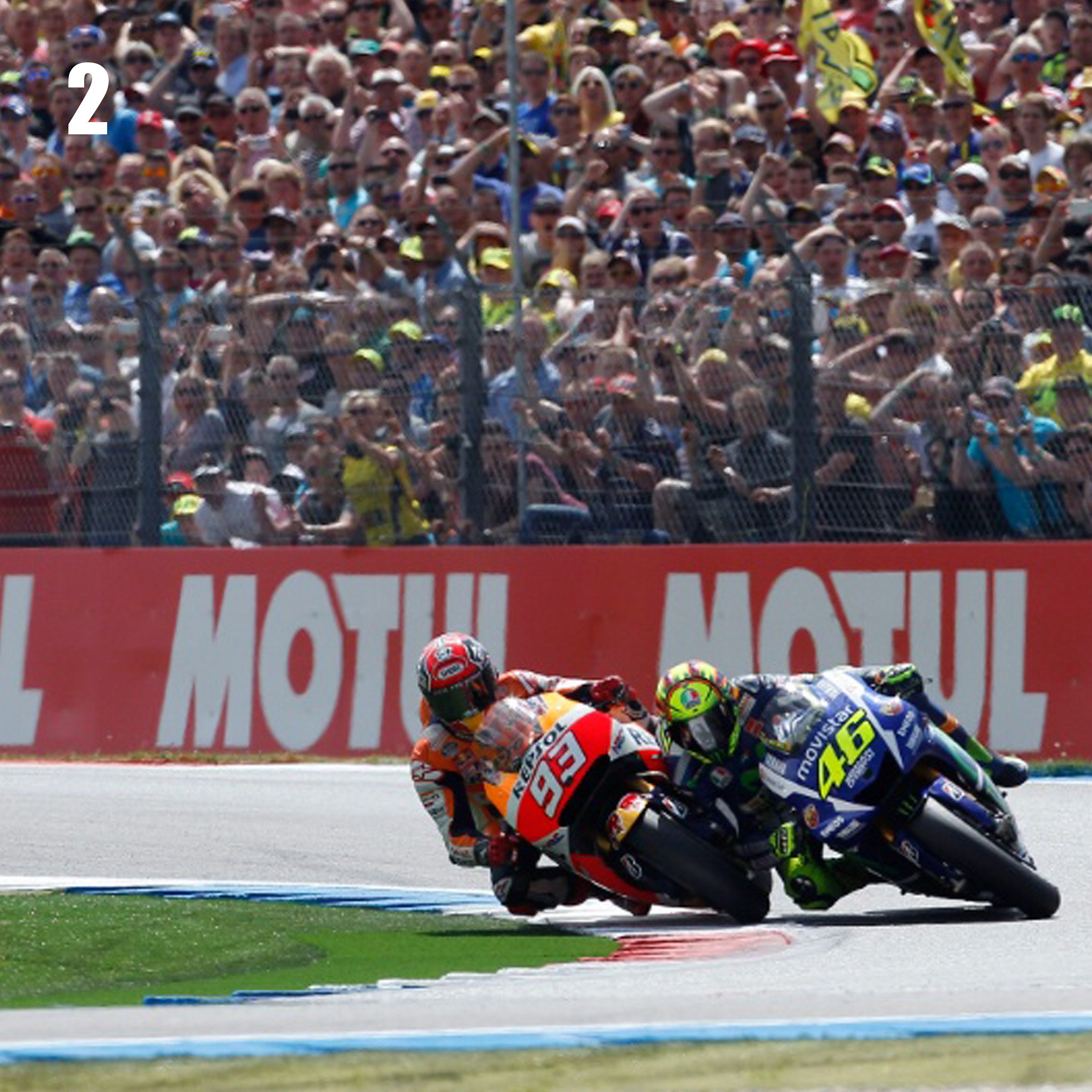 ROSSI vs MARQUEZ Galeri Gambar &quot;Gila&quot; di Assen 2015