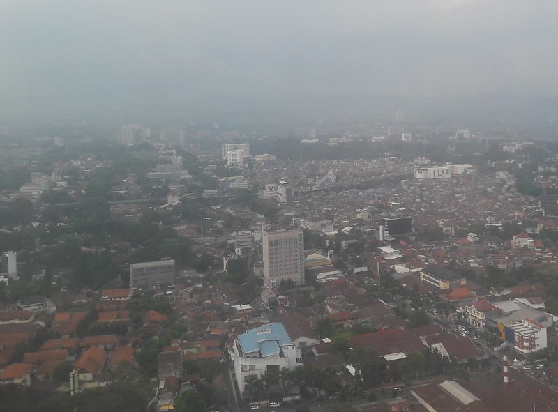 Pengalaman Pertama NAIK PESAWAT JAKARTA-BANDUNG