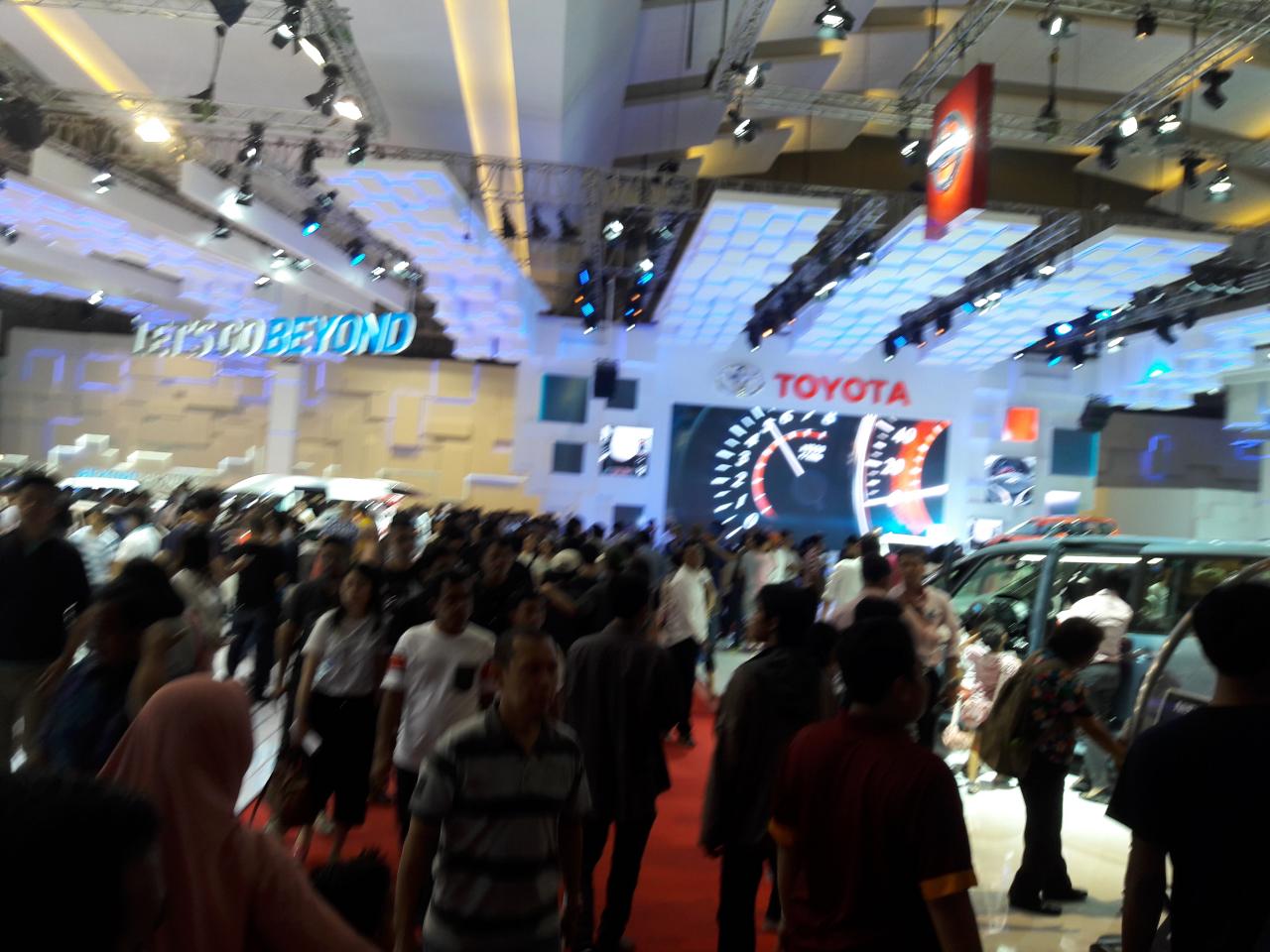Yang Bening-Bening di IIMS 2016 (16 APRIL 2016)