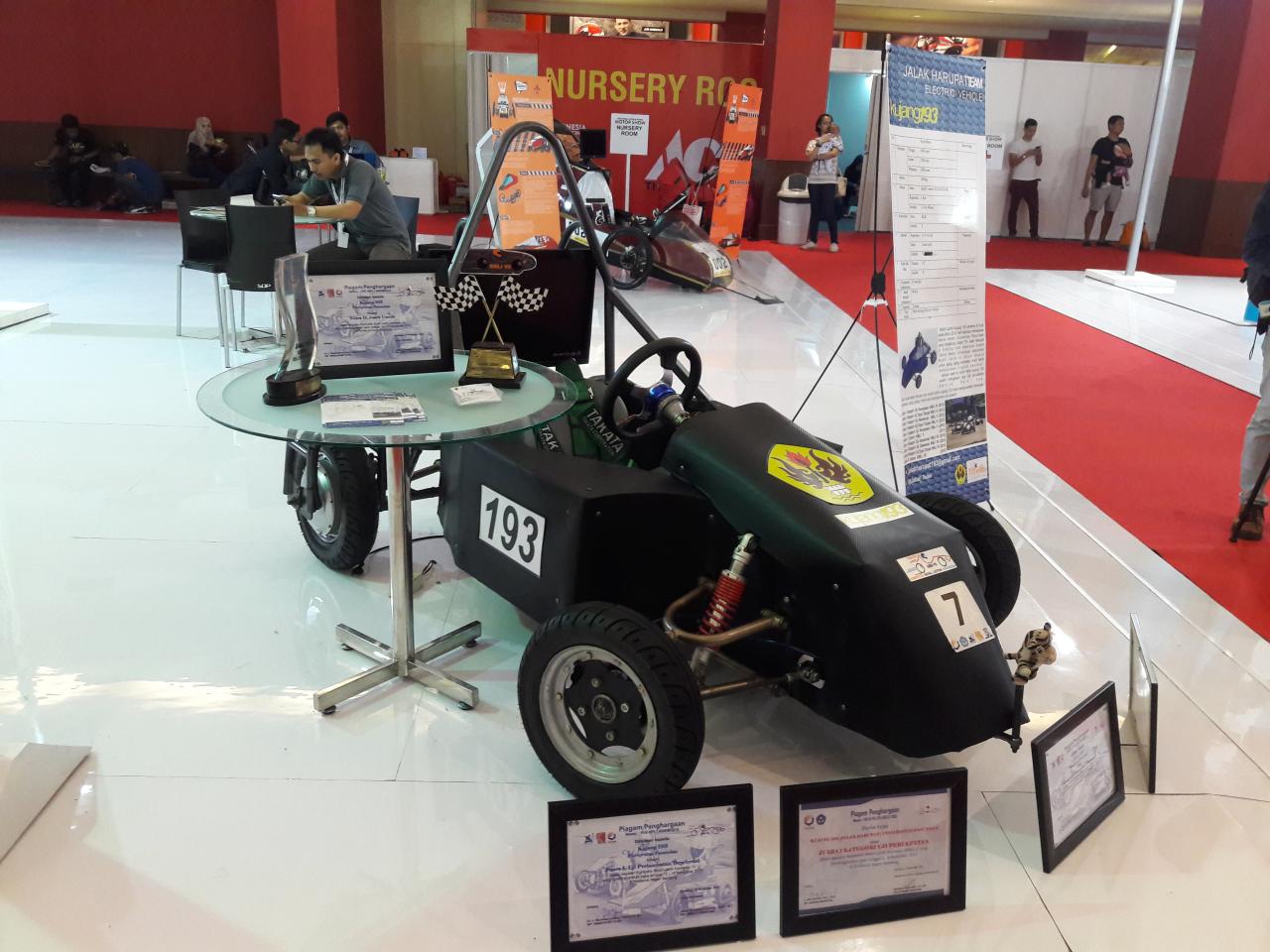 Yang Bening-Bening di IIMS 2016 (16 APRIL 2016)