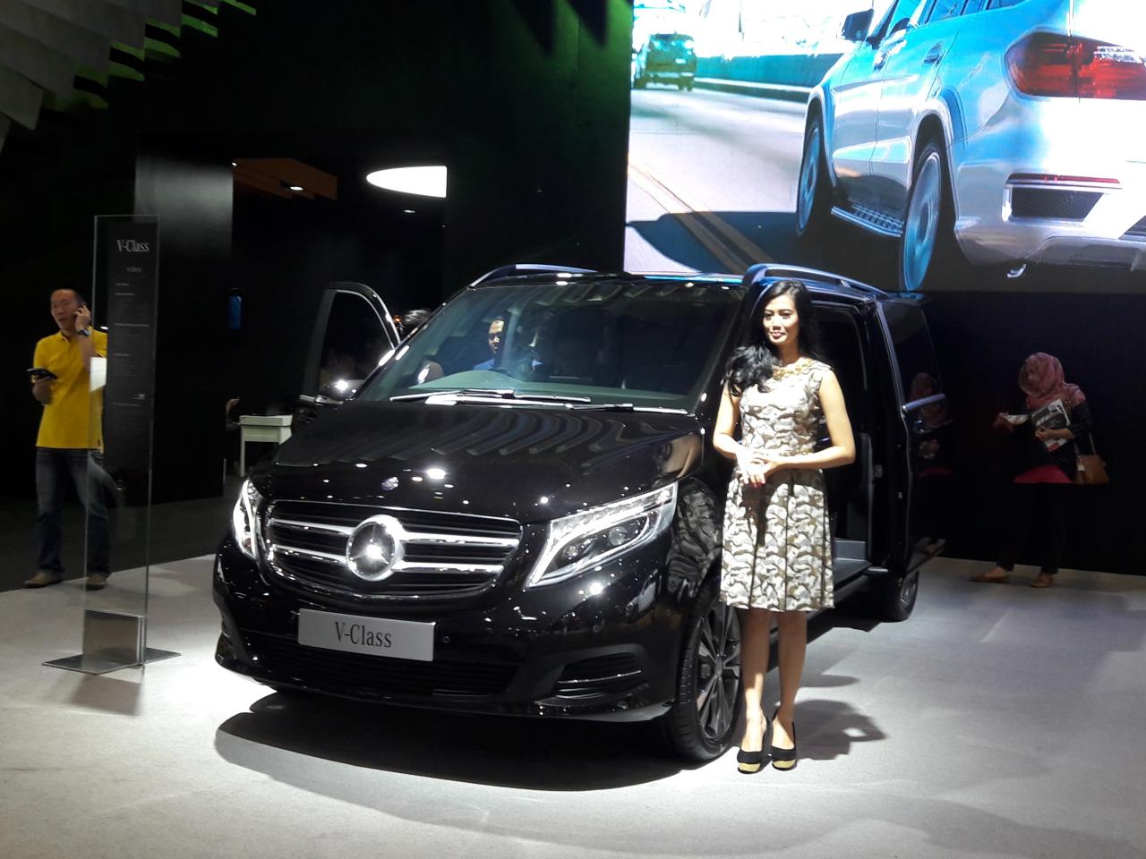 Yang Bening-Bening di IIMS 2016 (16 APRIL 2016)