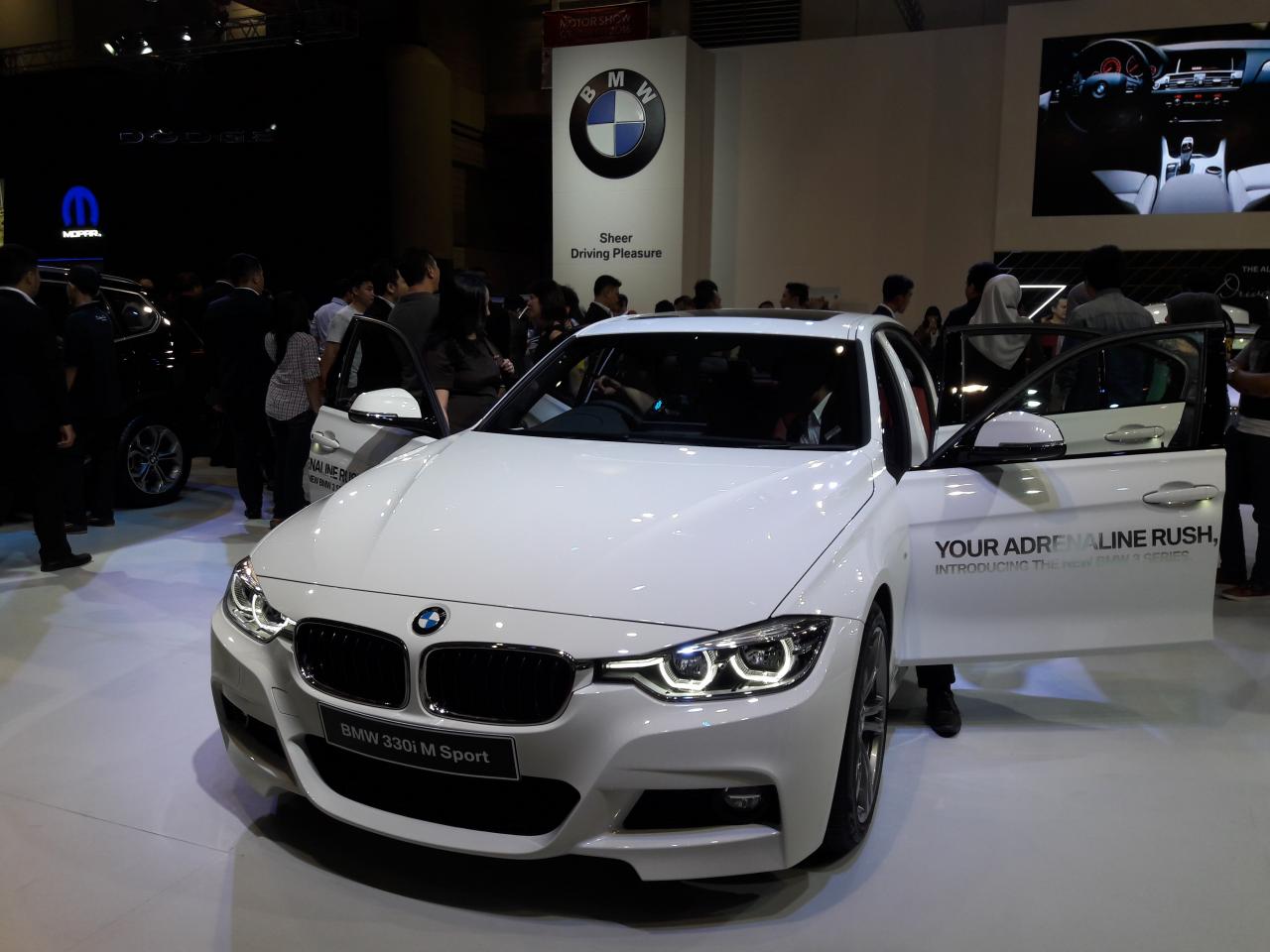 Yang Bening-Bening di IIMS 2016 (16 APRIL 2016)