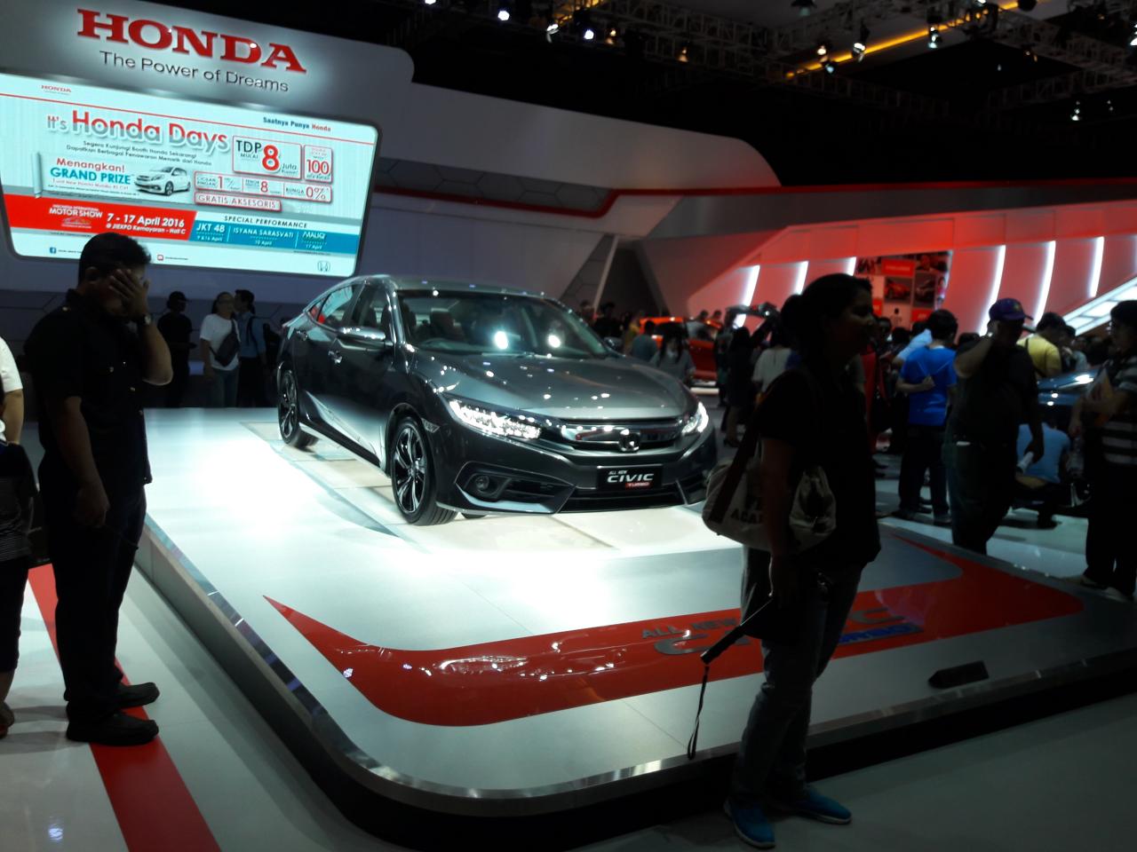 Yang Bening-Bening di IIMS 2016 (16 APRIL 2016)
