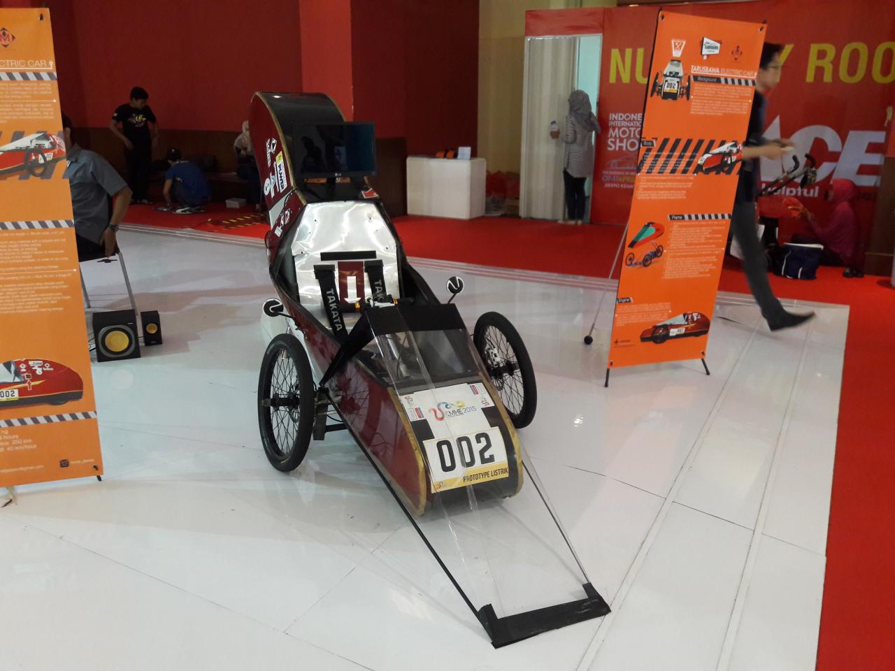Yang Bening-Bening di IIMS 2016 (16 APRIL 2016)