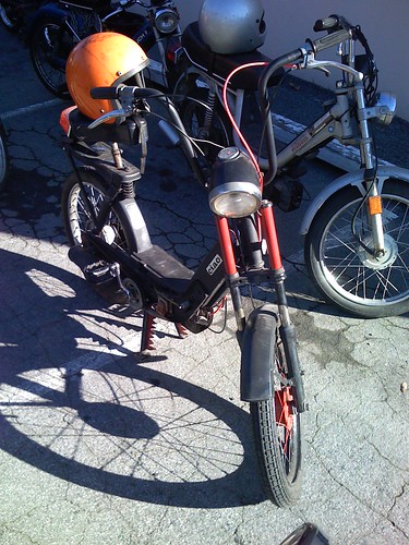 for sale : PIAGGIO vespa CIAO, moped/gowes 50 cc pejaten jakarta + mika VW