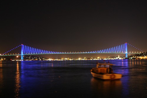 Jembatan Bosphorus, penghubung antara 2 benua ! (With Vid+ !)