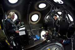 Interior Pesawat Virgin Galactic,Pesawat Wisata Luar Angkasa