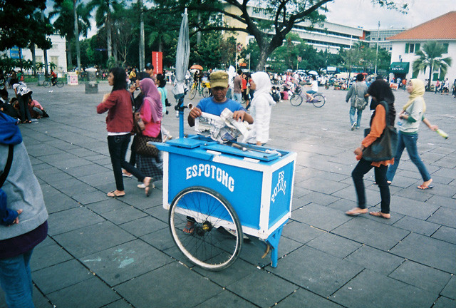 13 Penjual Jajanan Tradisional Yang Jarang ditemui lagi &#91;SERBA 13&#93;