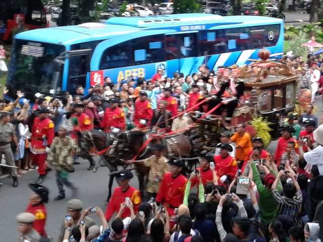 Meriahnya Pawai World Heritage Festival 2013 di kawasan Monas, Jakarta