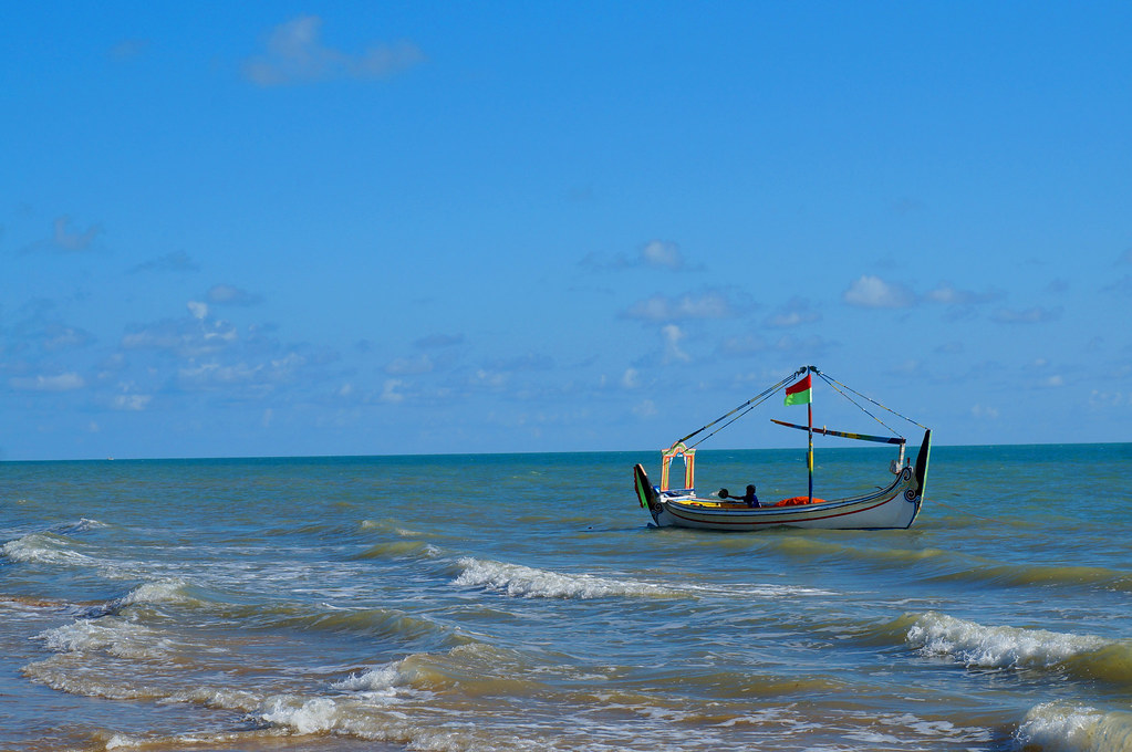 ~~~Pantai lombang sumenep, a hidden paradise in madura with, panta dengan cemara u~~~