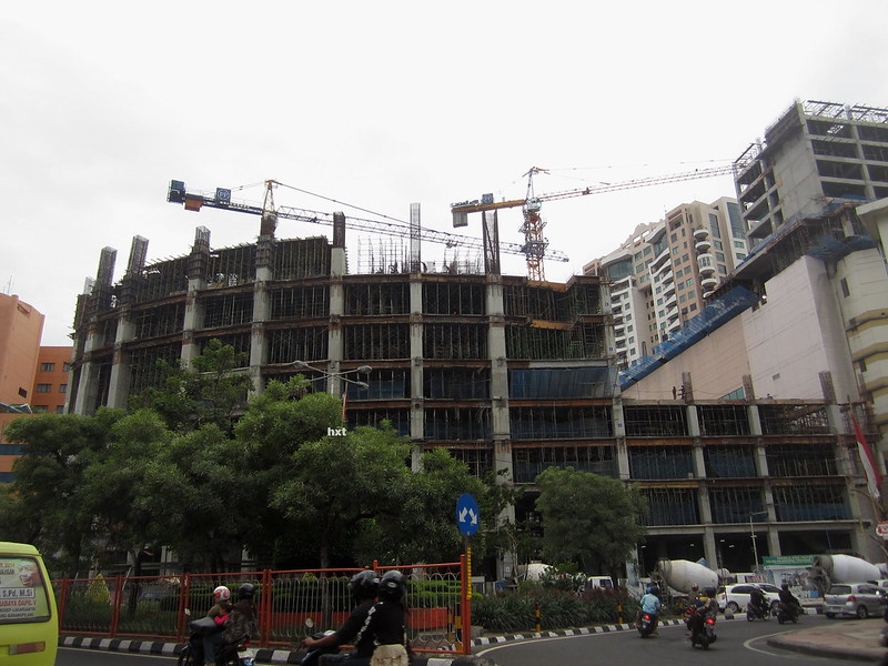 Salah satu calon gedung tertinggi di indonesia bagian timur