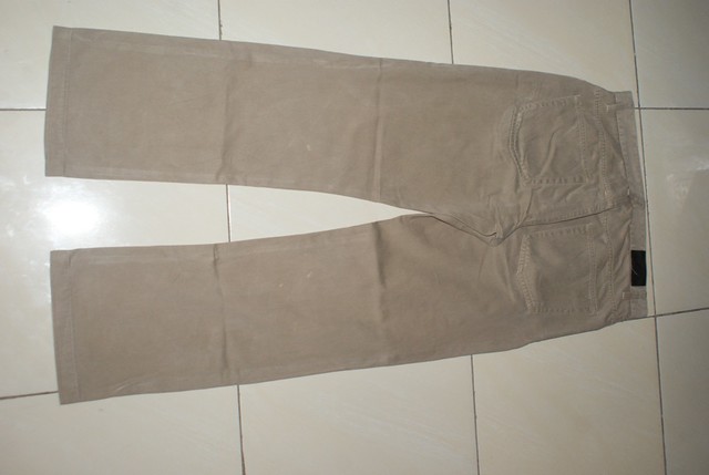 BUZZ RICKSONS DARTISAN DIOR TOPMAN ZARA H&M DICKIES CARHART UNIQLO BEAMS SALEWA Chino