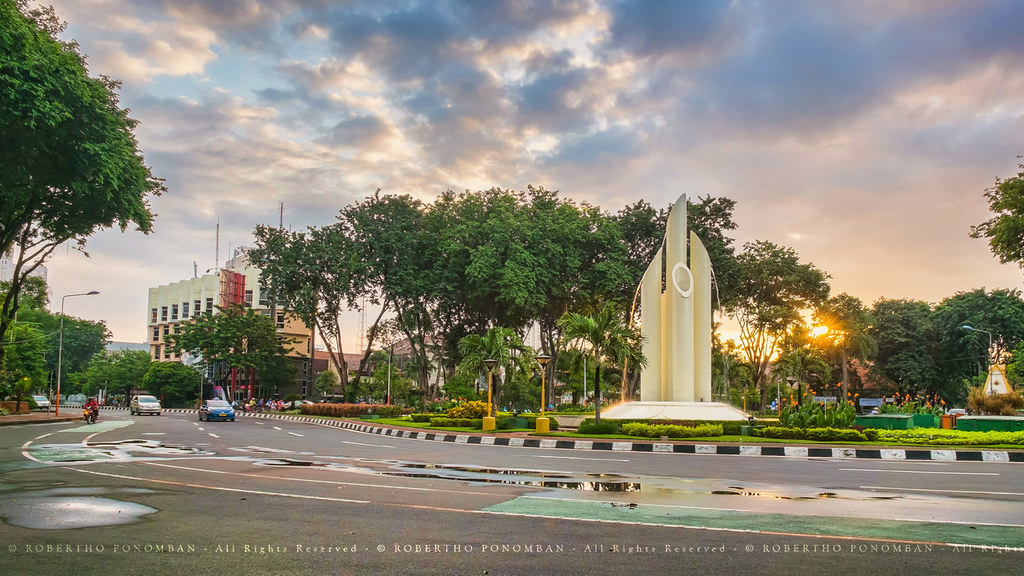 Trotoar Dipel, Masyarakat Surabaya Malu Buang Sampah