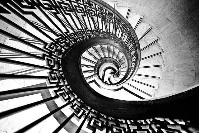 24 Foto Tangga Yang Mengagumkan