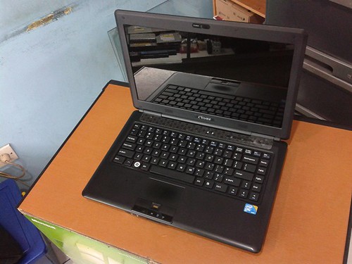 TOKO ALAMIACOM - LAPTOP MURAH/CORE 2 DUO/RAM 2GB/HDD 500GB/MULUS/MASIH SEGEL/COD BDG