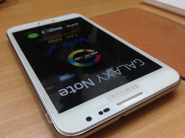 Jual Samsung Note N7000 99% BARU!!