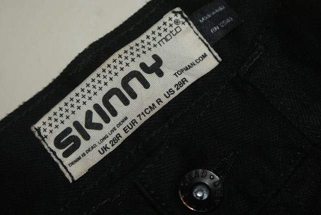 BUZZ RICKSONS DARTISAN DIOR TOPMAN ZARA H&M DICKIES CARHART UNIQLO BEAMS SALEWA Chino
