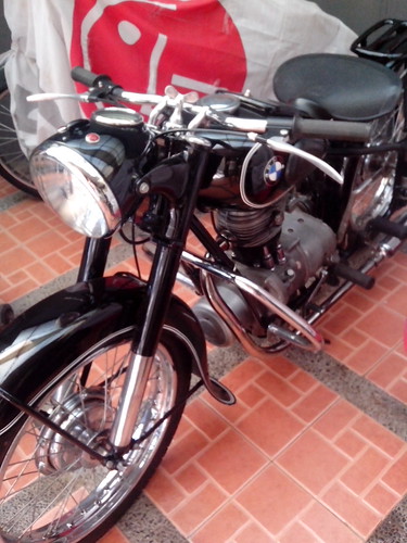 WTS BMW R25-2(kwaci) 1953 Collectable Item